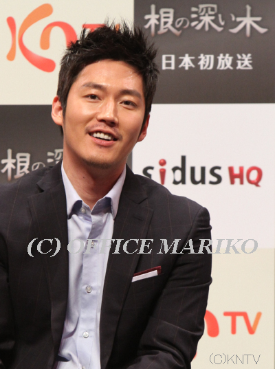 �`�����E�q���N