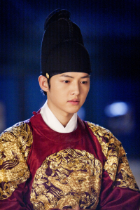 �\���E�W�����M