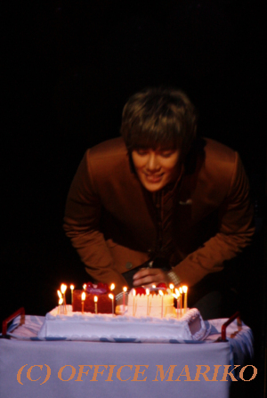 �p�N�E�W�����~��