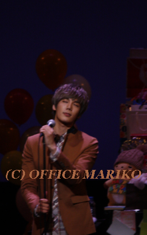 �p�N�E�W�����~��