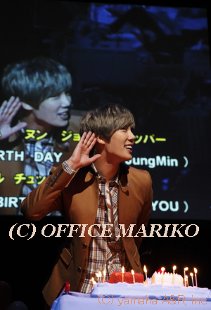 �p�N�E�W�����~��