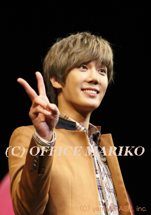 �p�N�E�W�����~��