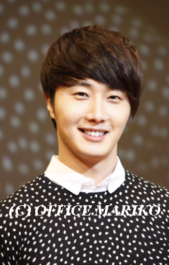 �`������C��