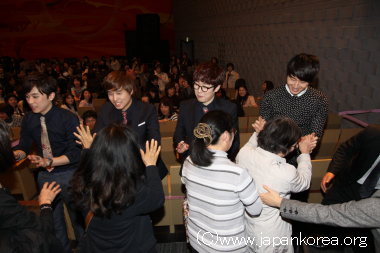 �`������C��