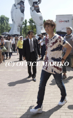 �L���E�q�����W����