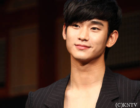 �L���E�X�q����