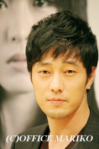 �\�E�W�\�u