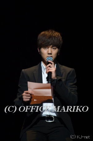 ���E�X���z