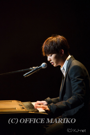 ���E�X���z