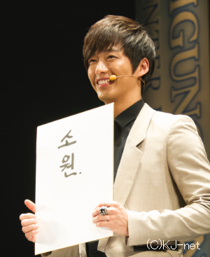 �i���O���E�~��