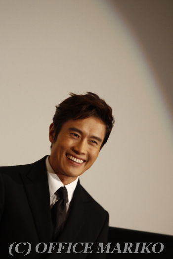 �C�E�r�����z��