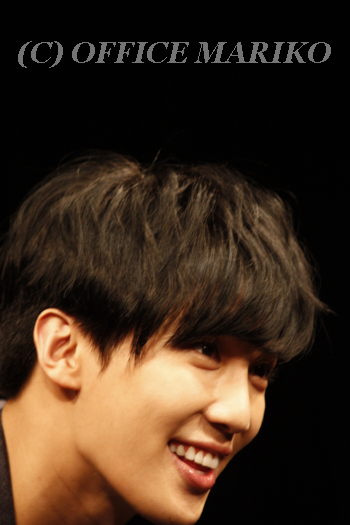 �p�N�E�W�����~��