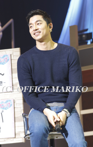 �R���E��