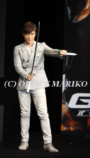 �C�E�r�����z��