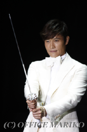 �C�E�r�����z��