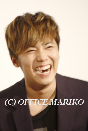 �C�E�z���M