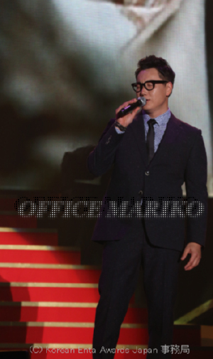 Korean �uEntertainment 10th Anniversary Awards in Japan �vThe One