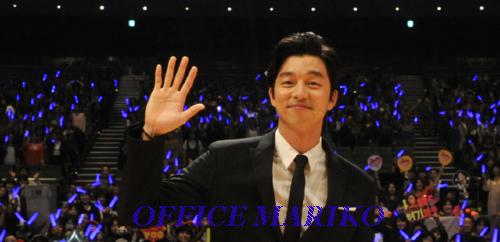 �R���E��