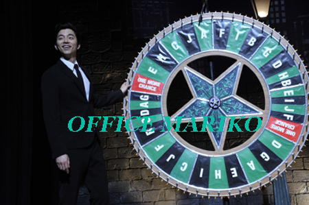 �R���E��