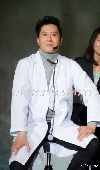 �L���E�W���q���N