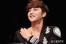 �`�����E�O���\�N