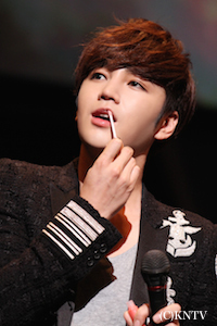 �`�����E�O���\�N