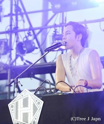 �`�����E�O���\�N�@TEAM H