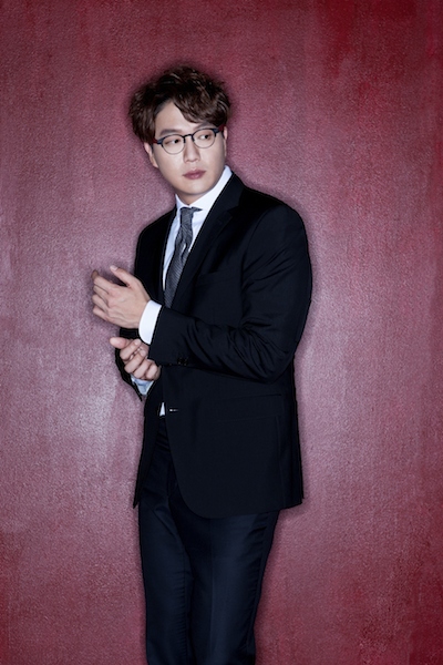 �\���E�V�M����