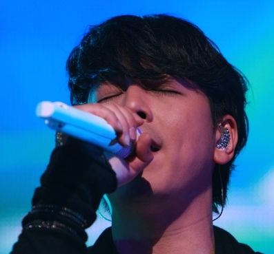 �����E�V�E�H��