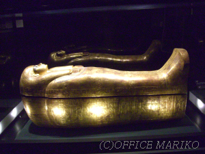 チュウヤの人型棺