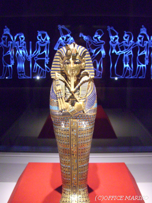 ツタンカーメン棺形カノボス